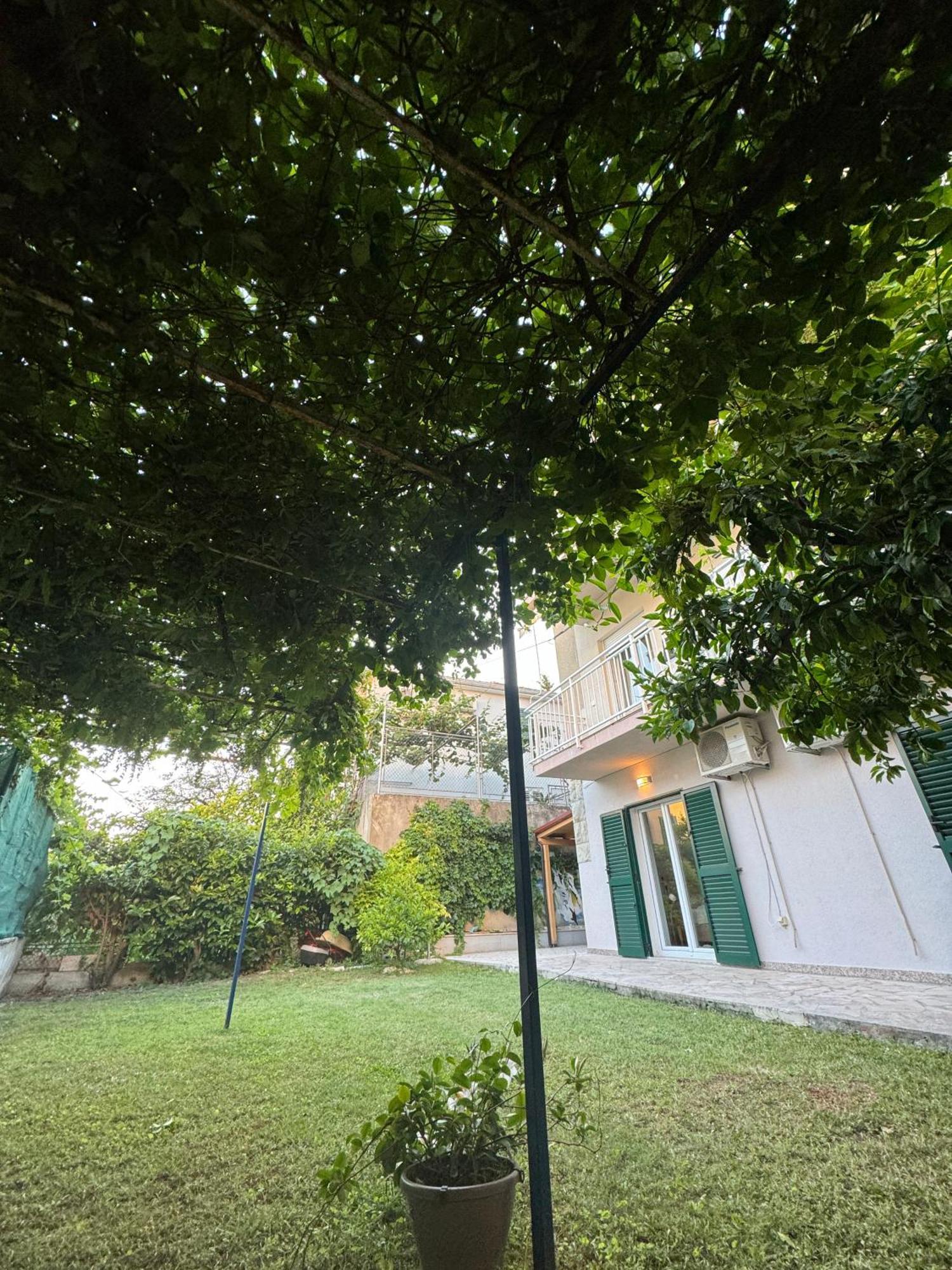 Valentinas Garden Apartment Split Ngoại thất bức ảnh